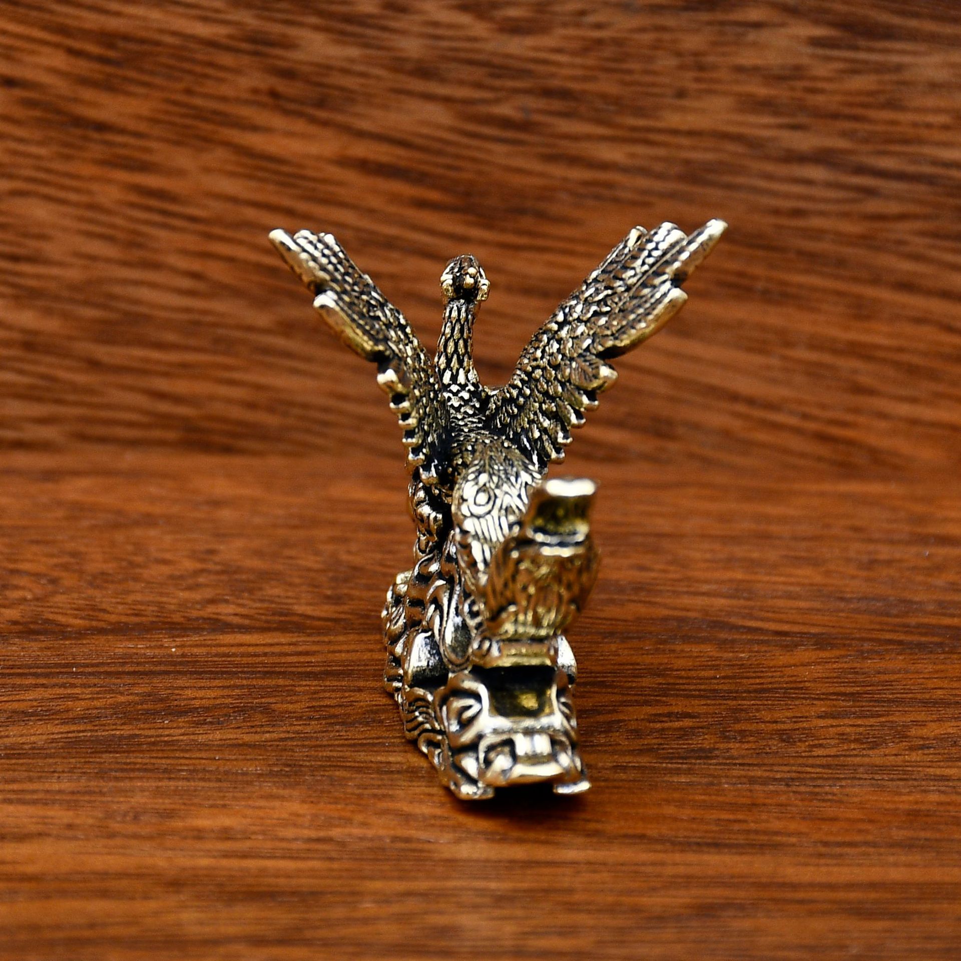 Brass Furniture, Desktop Ornam - Office Furniture Phoenix ulasan dan harga